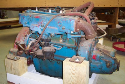 300) model 70 engine.jpg